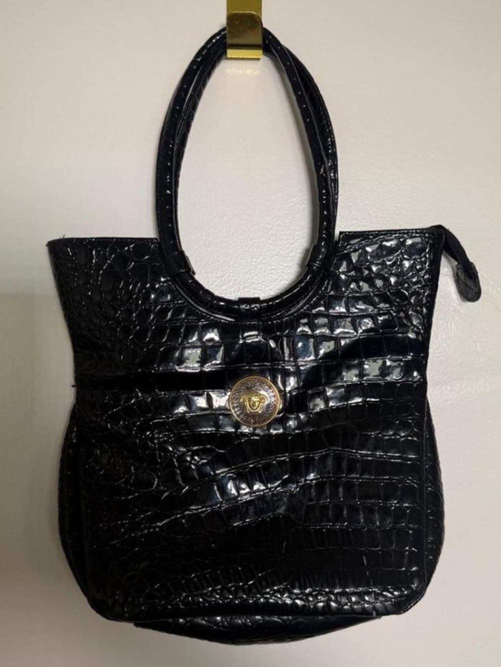 GIANNI VERSACE vintage Medusa patent leather Black Shoulder Bag
